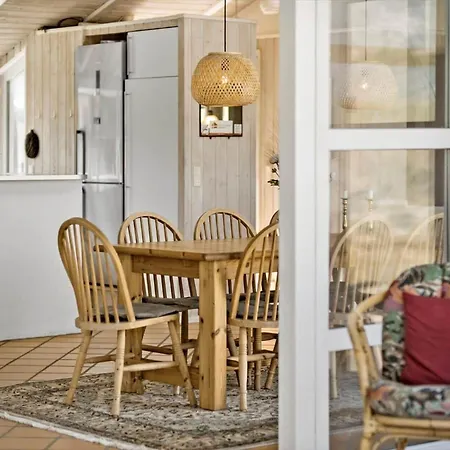 Semesterbostad Bl1421-saltum-hvide-klit-1